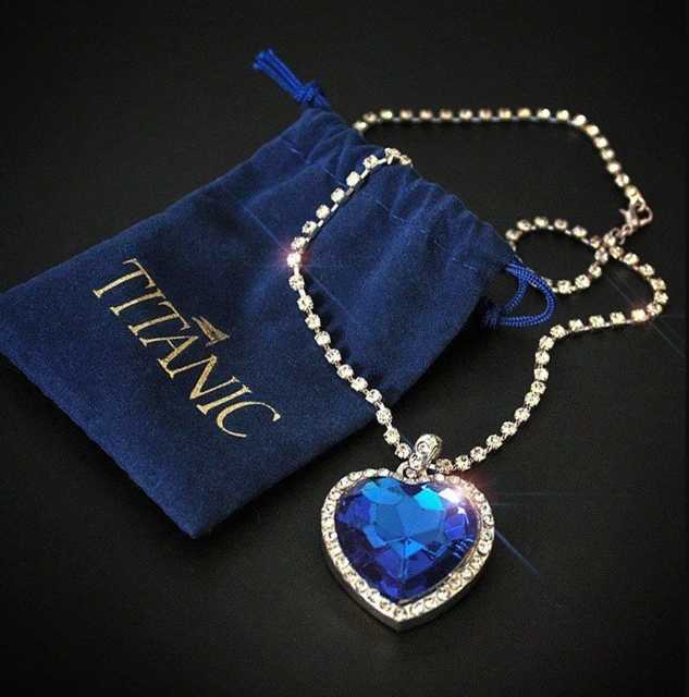 Titanic Blue Crystal Heart on Rhinestone Chain Blue Velvet Bag