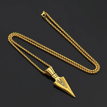 Load image into Gallery viewer, Stainless Steel Arrowhead Pendant Chain Necklace Spearpoint Necklace
